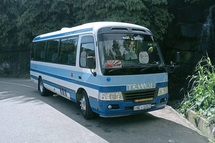 Mini Coach available with driver in Sri Lanka